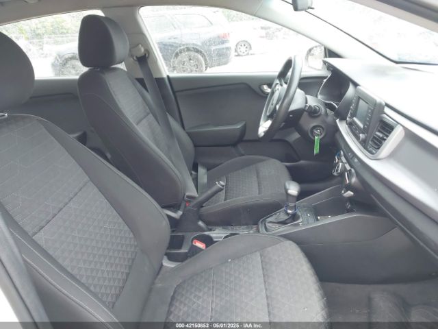 3KPA24AB7JE072053 KIA RIO LX