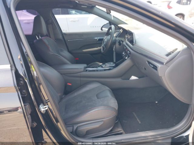 2021 HYUNDAI SONATA 5NPEK4JC8MH130844 Photo 4