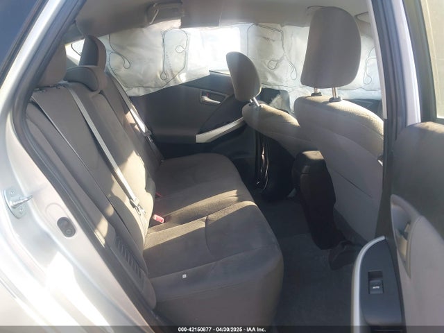 JTDKN3DU9F1888663 Toyota Prius Three