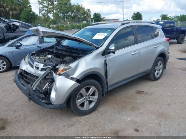 2T3WFREV5EW086393 Toyota Rav4 Xle