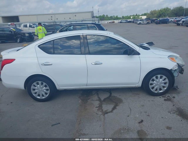 3N1CN7AP0EL866989 Nissan Versa 1.6 Sv