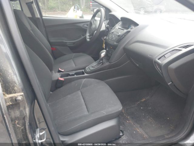 1FADP3E29HL317493 Ford FOCUS S