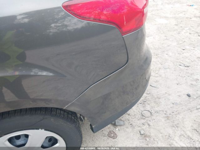 1FADP3E29HL317493 Ford FOCUS S