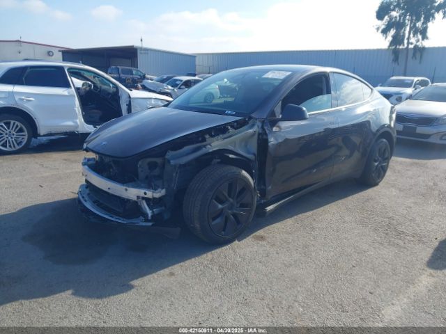 7SAYGDEE9RF177495 Tesla Model Y Long Range Dual Motor All-wheel Drive