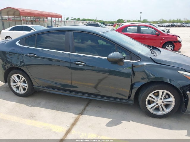 1G1BE5SM3J7143260 Chevrolet Cruze Lt Auto