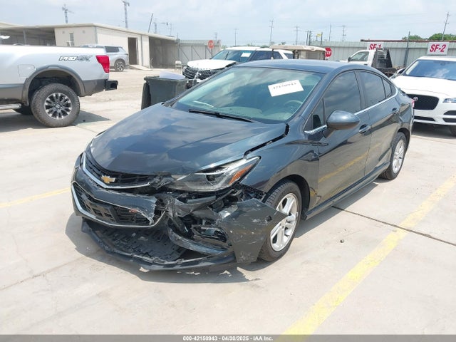 1G1BE5SM3J7143260 Chevrolet Cruze Lt Auto