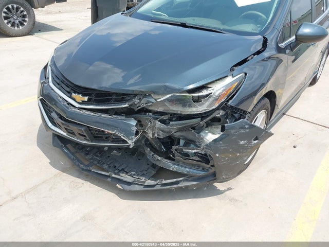 1G1BE5SM3J7143260 Chevrolet Cruze Lt Auto