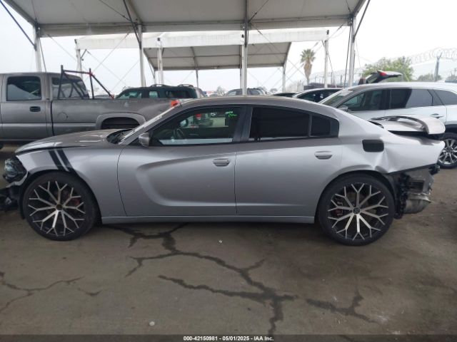 2C3CDXBG8FH789530 Dodge Charger Se