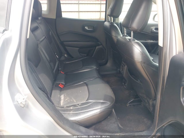 3C4NJCBBXJT494116 Jeep 2018