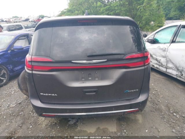 2C4RC1L72PR540902 Chrysler Pacifica Hybrid Touring L