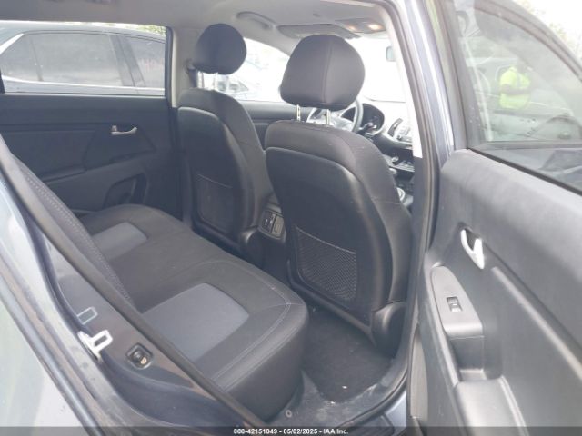 KNDPB3AC2E7647405 KIA Sportage Lx