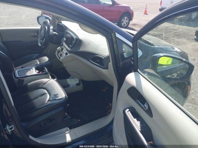 2019 CHRYSLER PACIFICA 2C4RC1GG4KR644178 Photo 4