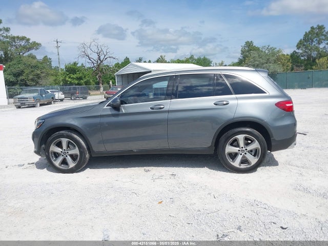 WDC0G4JB0HV011253 Mercedes-Benz m274