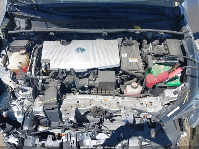 JTDKBRFU6J3603990 Toyota Prius Two