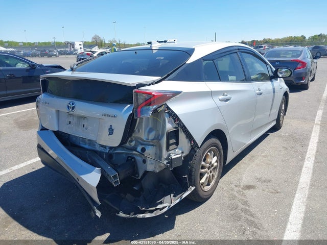 JTDKBRFU6J3603990 Toyota Prius Two