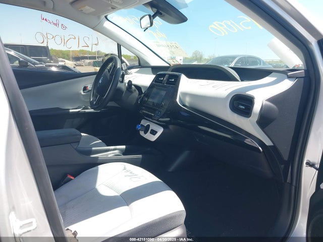 JTDKBRFU6J3603990 Toyota Prius Two