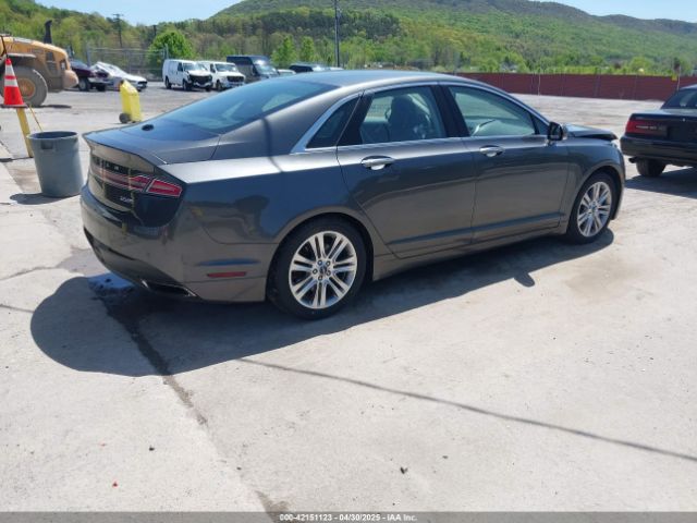 3LN6L2J98GR611569 Lincoln MKZ