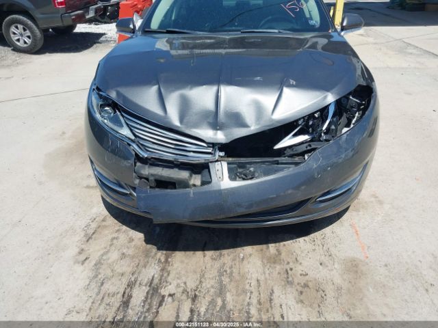 3LN6L2J98GR611569 Lincoln MKZ