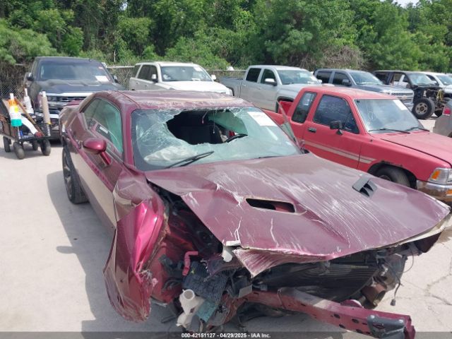 2C3CDZGG6KH616667 Dodge Challenger Sxt Awd