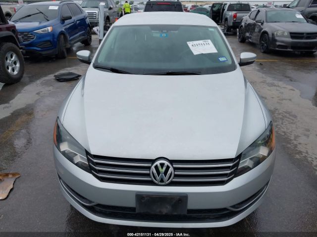 1VWAS7A38FC029895 Volkswagen Passat 1.8t S