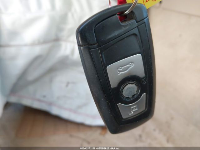 WBA3B1C58EP679225 BMW 320i