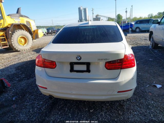 WBA3B1C58EP679225 BMW 320i