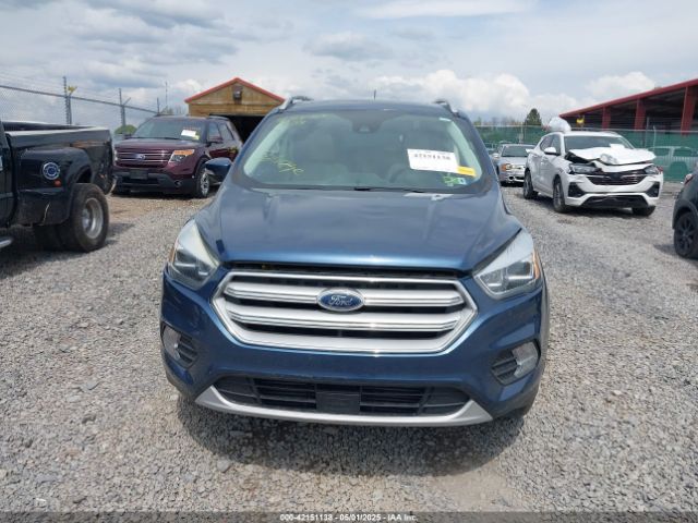 1FMCU9J94JUA96398 Ford Escape Titanium