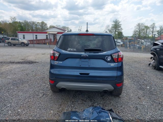 1FMCU9J94JUA96398 Ford Escape Titanium
