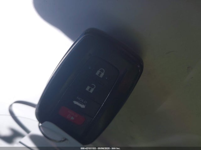 4T1B11HK3JU571201 Toyota CAMRY LE