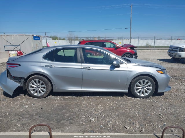 4T1B11HK3JU571201 Toyota CAMRY LE