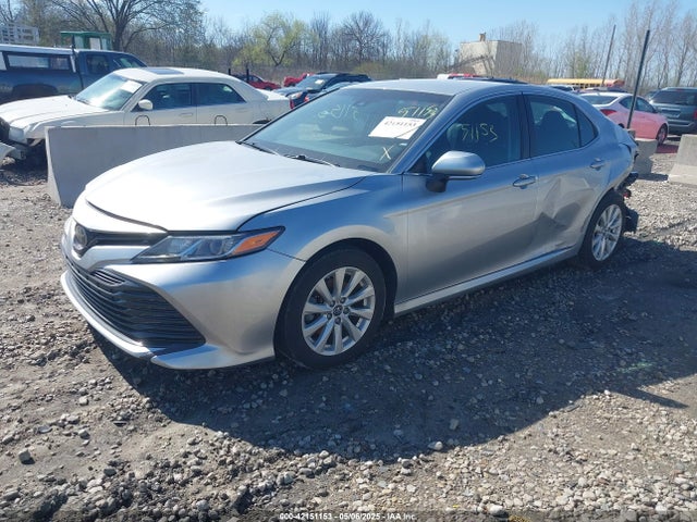 4T1B11HK3JU571201 Toyota CAMRY LE