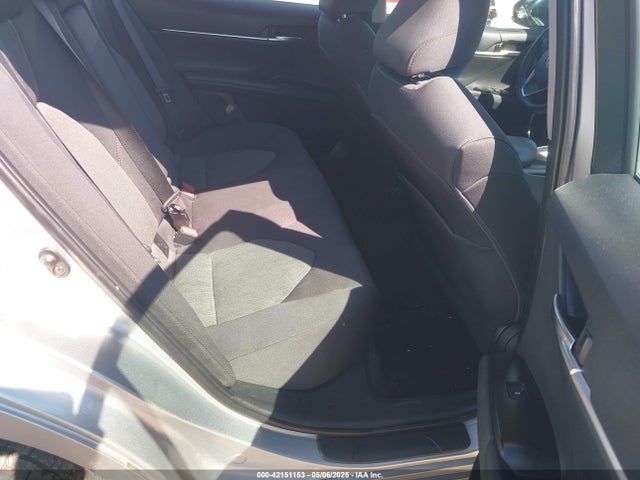 4T1B11HK3JU571201 Toyota CAMRY LE