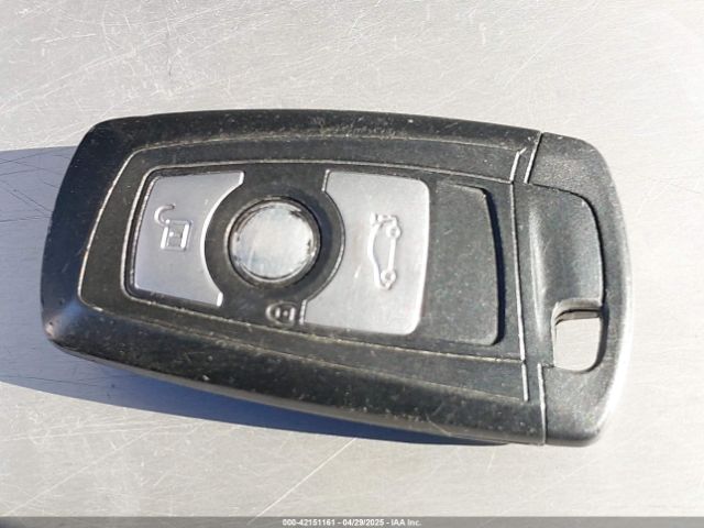 WBA3B1C50FK140256 BMW 320i