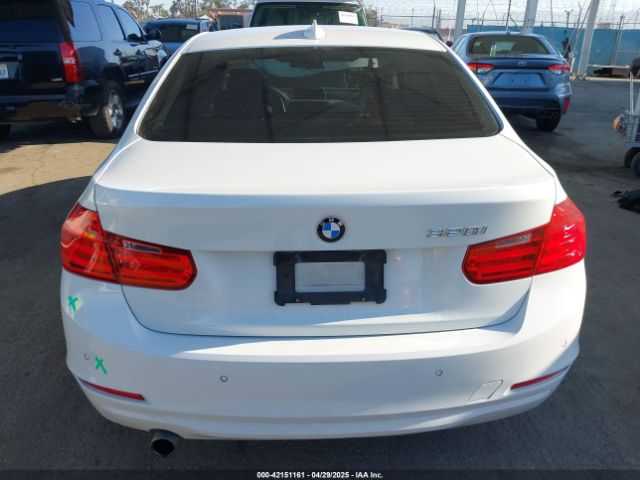 WBA3B1C50FK140256 BMW 320i