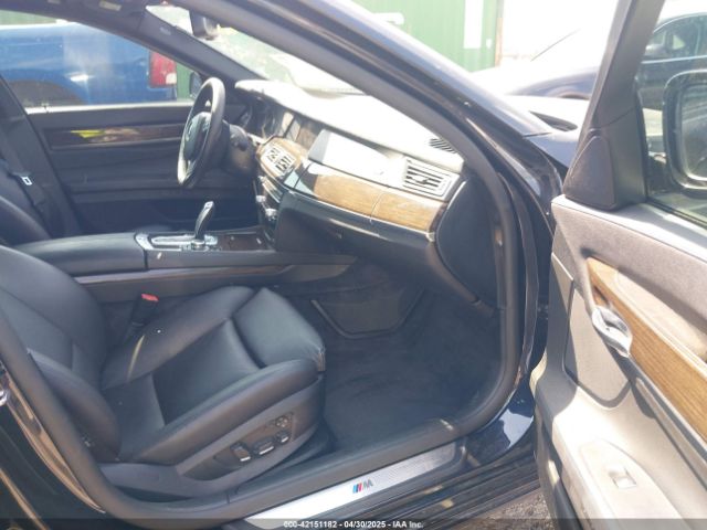 2011 BMW 740I WBAKA4C50BC392111 Photo 4