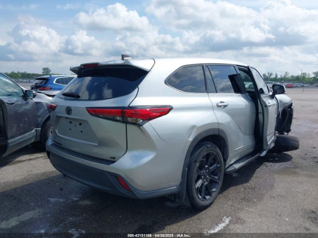 5TDZZRAH1NS138852 Toyota Highlander Le