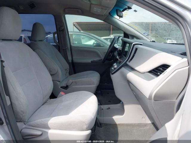 5TDZK3DC7GS756195 Toyota Sienna L 7 Passenger