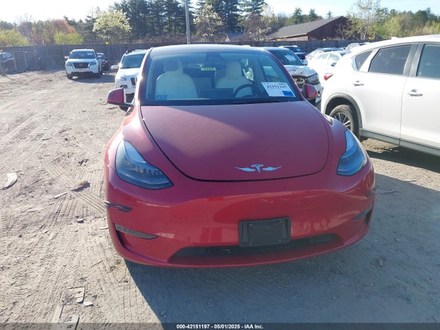 7SAYGDEE0PF638869 Tesla Model Y