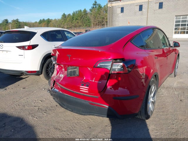 7SAYGDEE0PF638869 Tesla Model Y