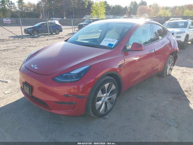 2023 TESLA MODEL Y 7SAYGDEE0PF638869 Photo 1