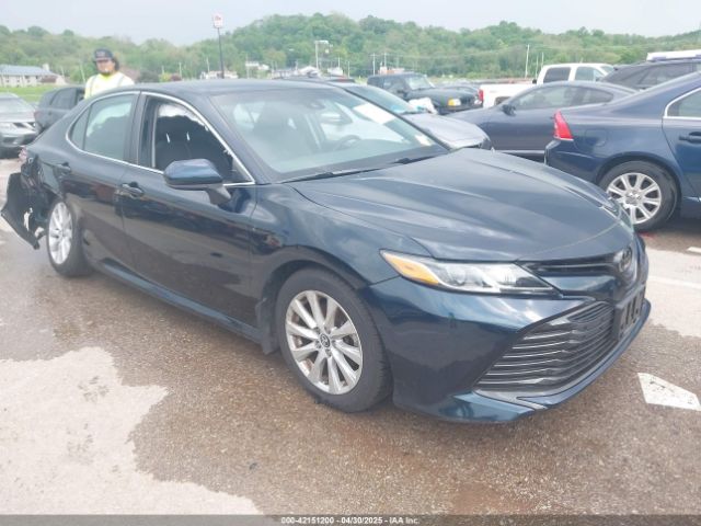 2018 TOYOTA CAMRY 4T1B11HK1JU639737 Photo 0