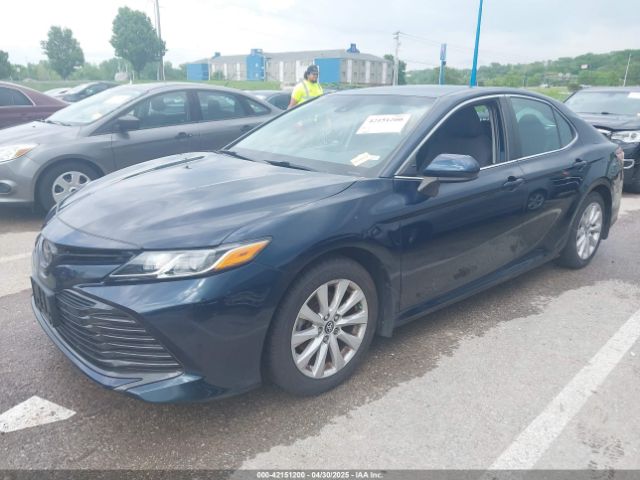 2018 TOYOTA CAMRY 4T1B11HK1JU639737 Photo 1