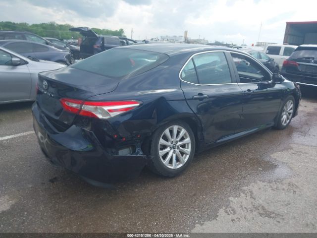 2018 TOYOTA CAMRY 4T1B11HK1JU639737 Photo 3