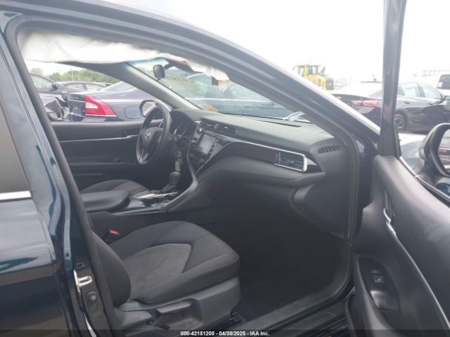 2018 TOYOTA CAMRY 4T1B11HK1JU639737 Photo 4