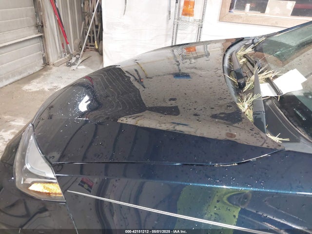 2T1BURHE9KC217329 Toyota COROLLA SE