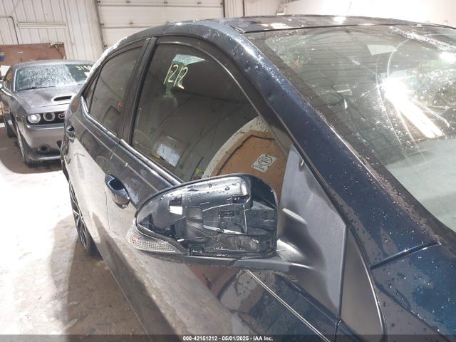 2T1BURHE9KC217329 Toyota COROLLA SE