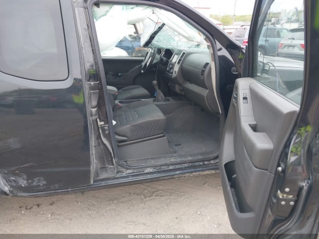 1N6AD0CW6KN737280 Nissan 2019