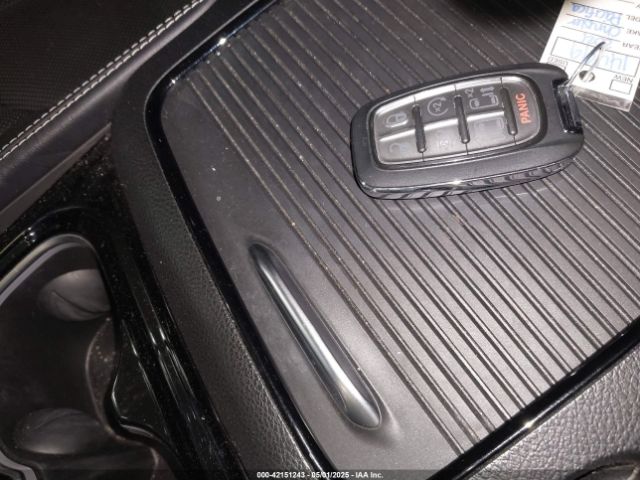 2021 CHRYSLER PACIFICA HYBRID 2C4RC1S78MR521977 Photo 10