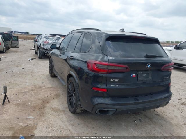 2022 BMW X5 5UXCR6C06N9K77433 Photo 2