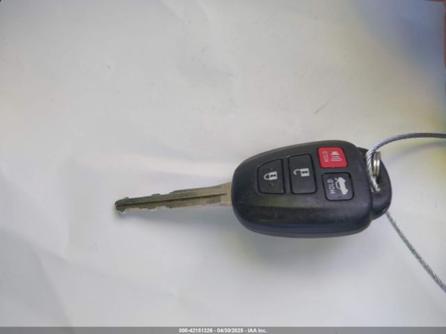 2T1BURHE3EC029393 Toyota Corolla S Plus